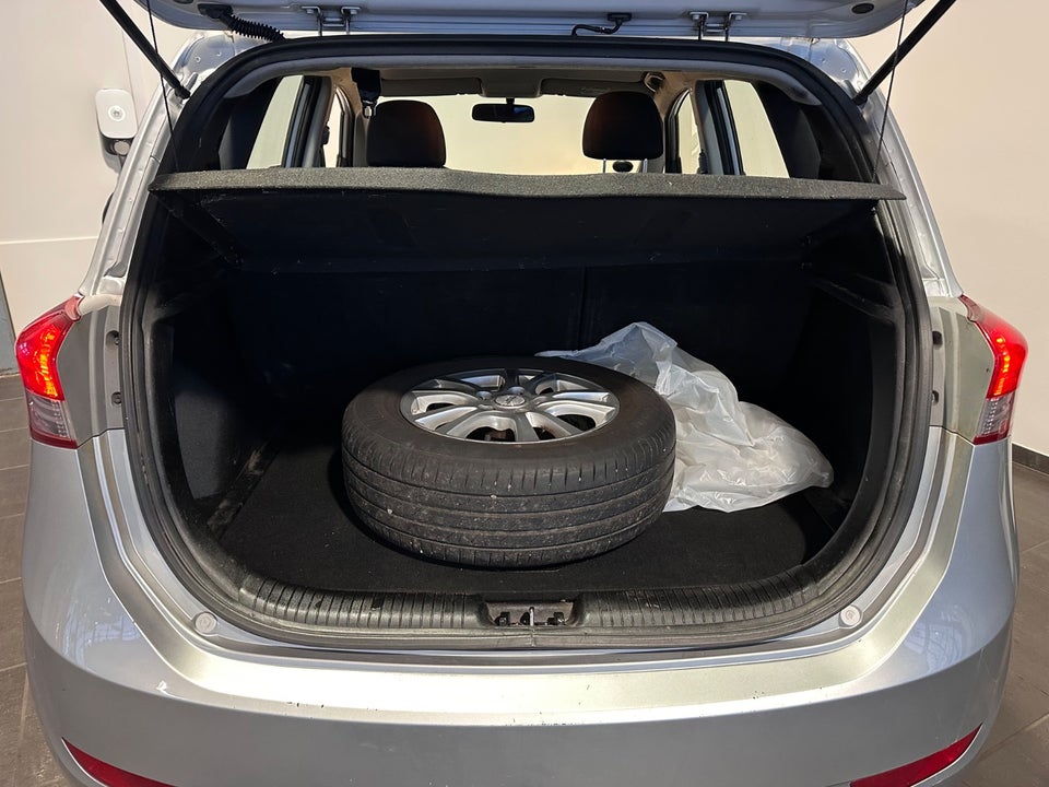 Hyundai ix20 1,4 CVVT XTR 5d