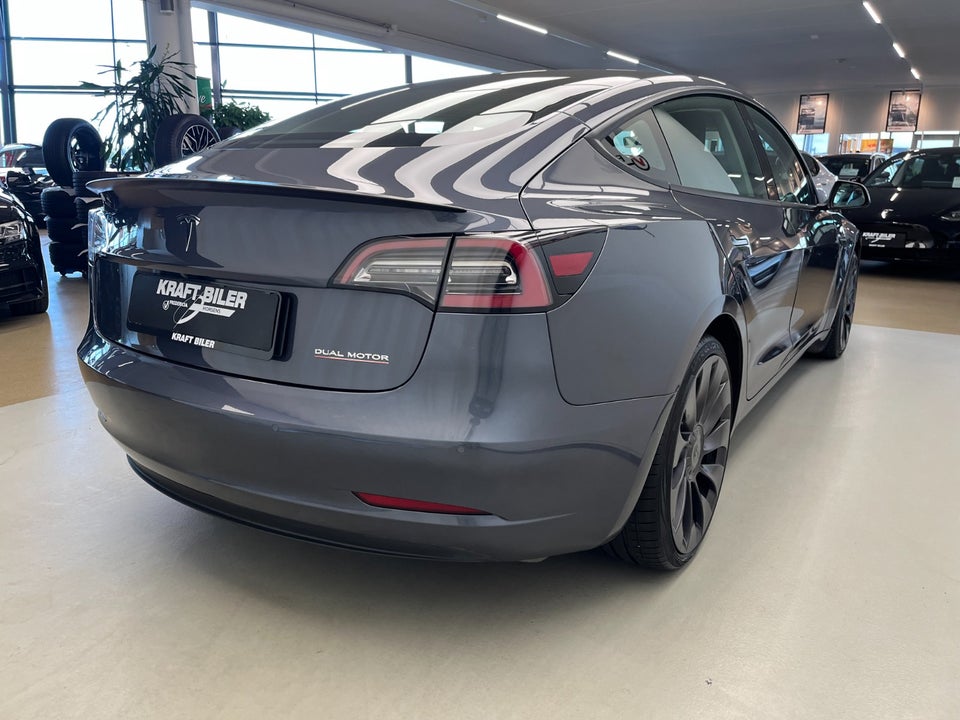 Tesla Model 3 Performance AWD 4d