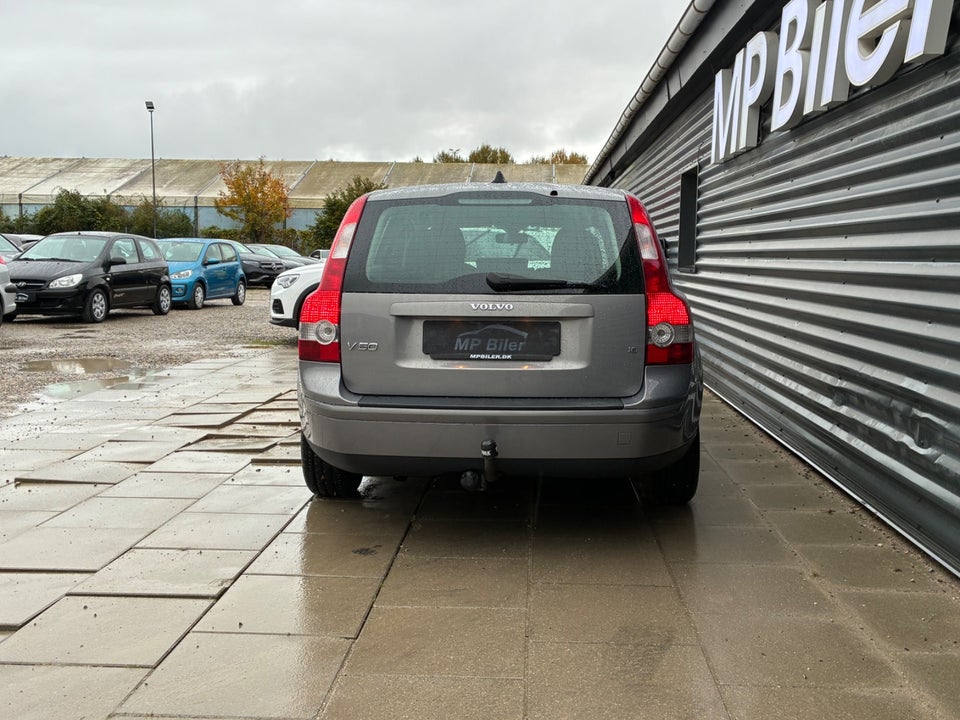 Volvo V50 1,8  5d