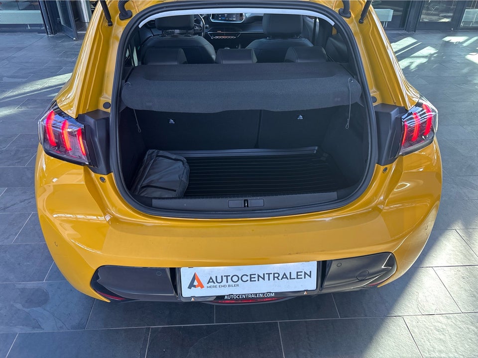 Peugeot 208 1,5 BlueHDi 100 Allure Sky 5d