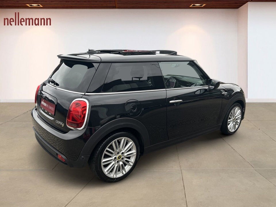 MINI Cooper SE Camden Edition 3d