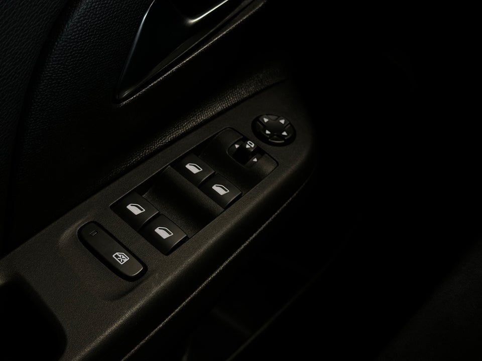 Opel Corsa 1,2 Sport 5d