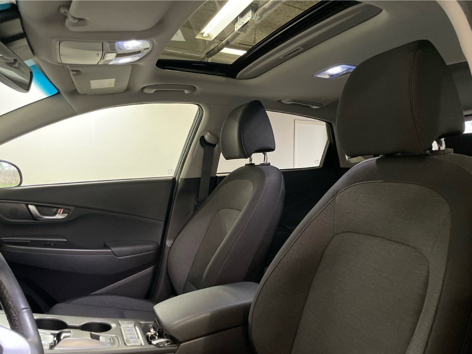 Hyundai Kona 64 EV Premium 5d