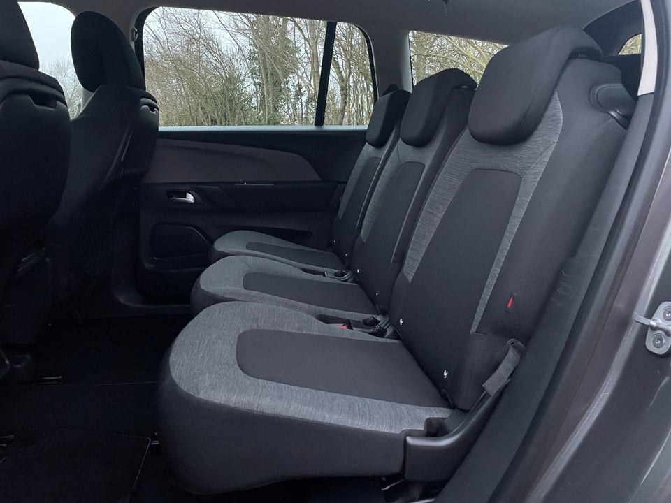 Citroën Grand C4 Picasso 1,2 PureTech 130 Iconic 7prs 5d