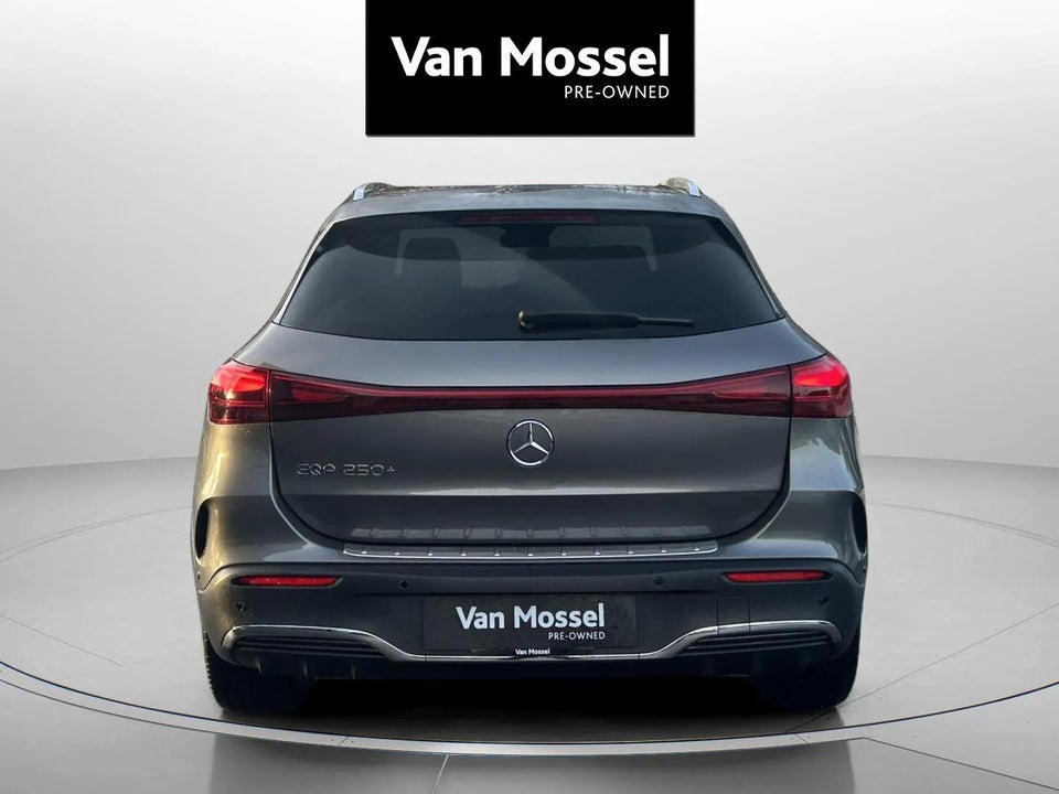 Mercedes EQA250+ AMG Line Advance Plus 5d