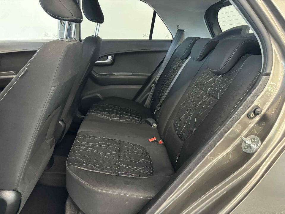 Kia Picanto 1,0 Attraction 5d