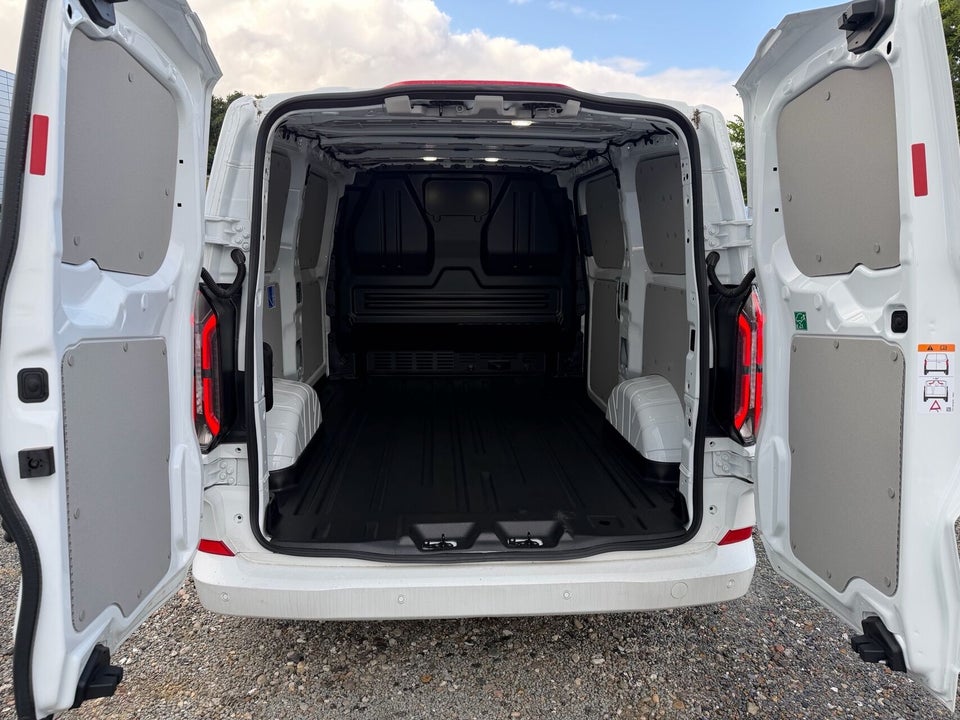 Ford E-Transit Custom 320 L1 64 Limited