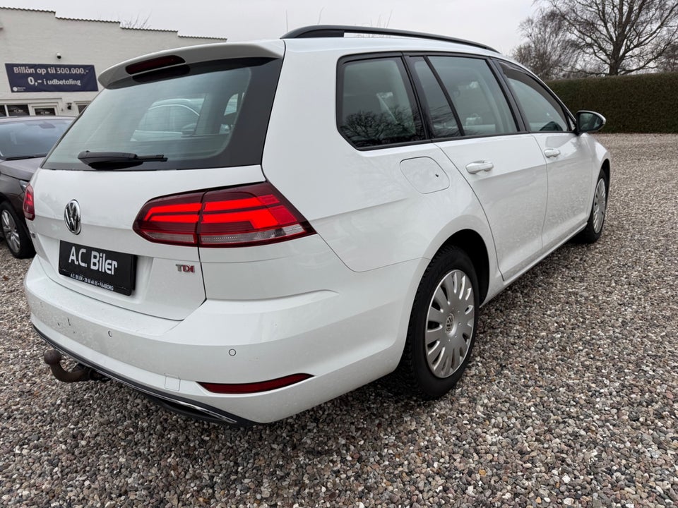 VW Golf VII 1,6 TDi 115 Comfortline Variant 5d