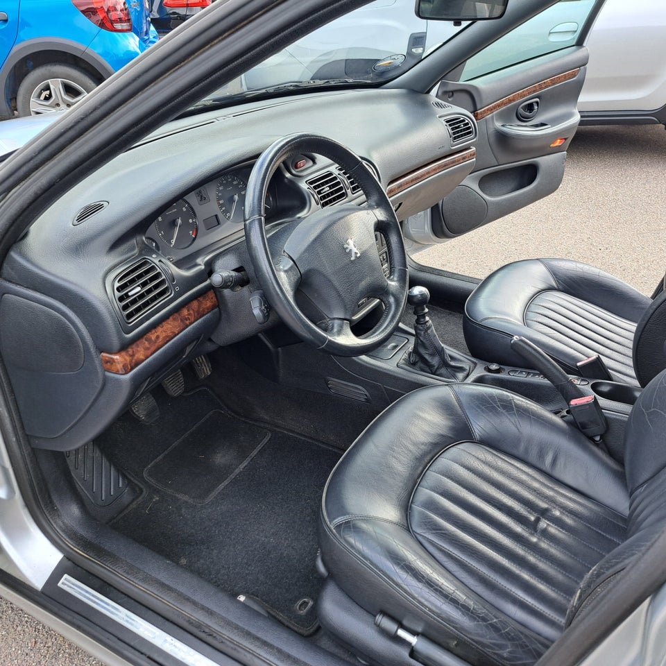 Peugeot 406 2,2 TS4 4d