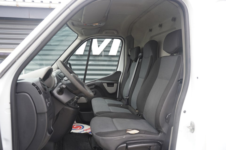 Nissan NV400 2,3 dCi 125 L3H2 Comfort Van