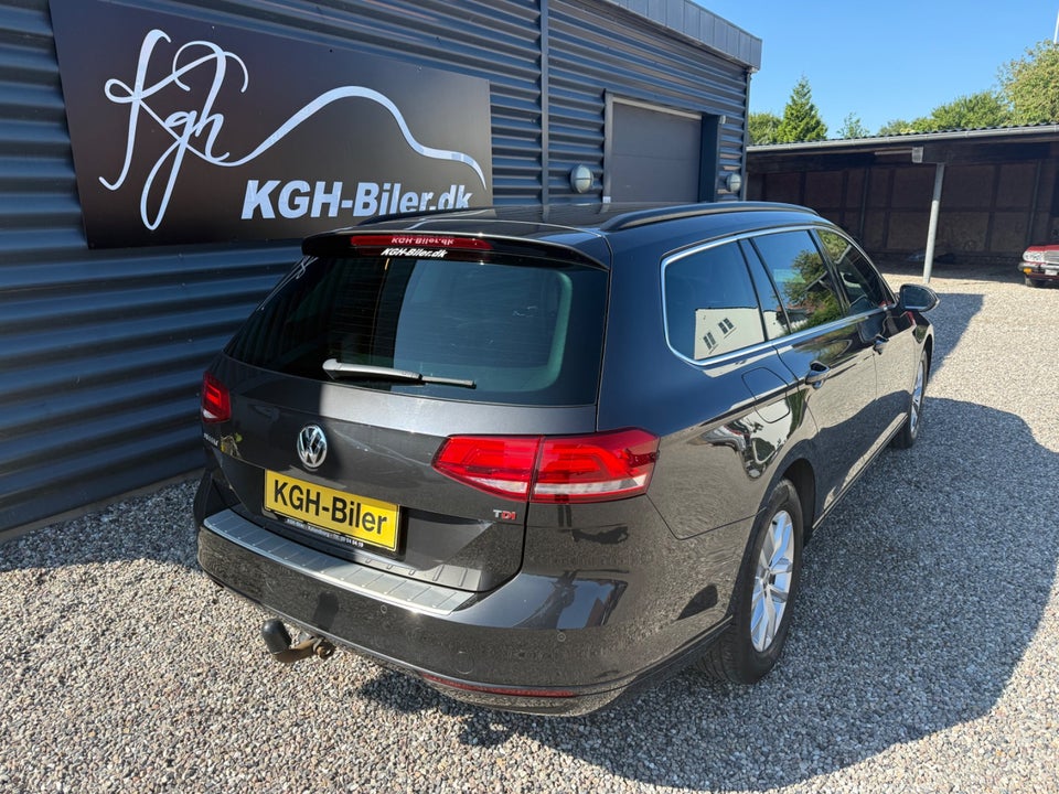 VW Passat 1,6 TDi 120 Comfortline Variant DSG Van 5d