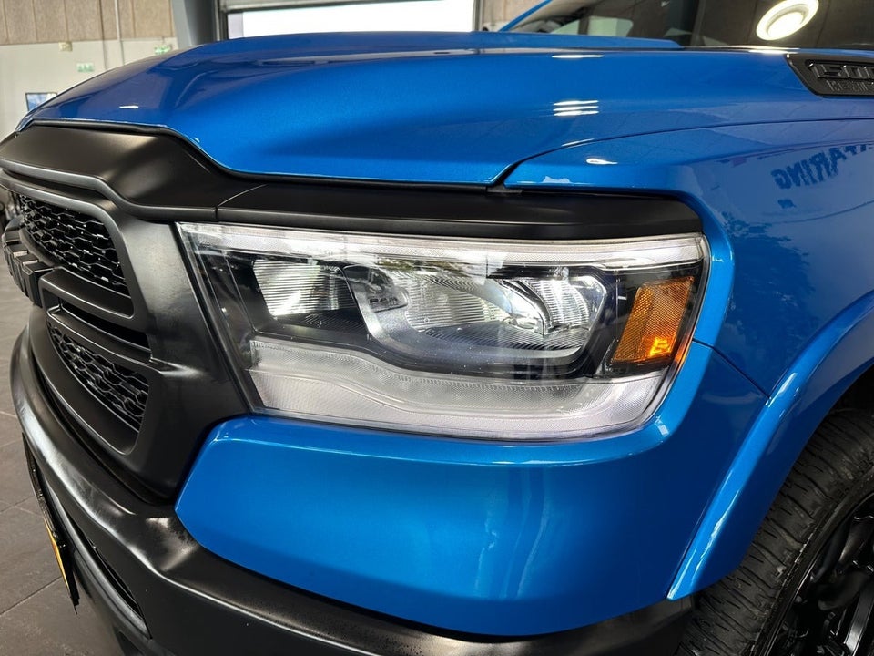 Dodge RAM 1500 5,7 V8 Hemi Big Horn Night aut. 4d