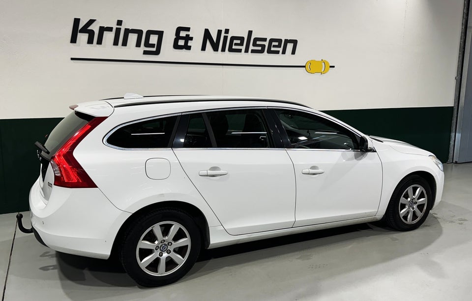Volvo V60 2,0 D3 136 Kinetic 5d