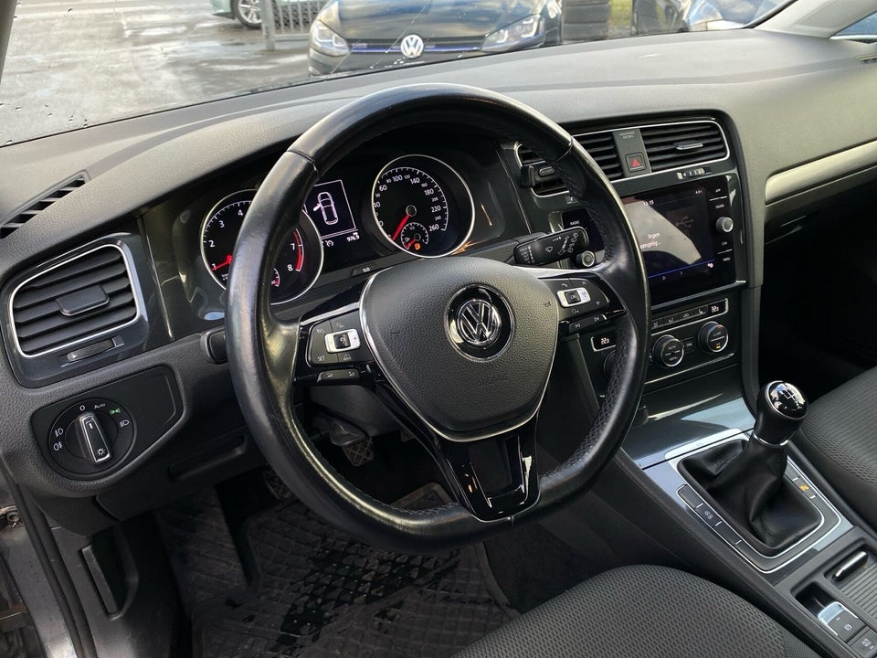 VW Golf VII 1,5 TSi 130 Comfortline 5d