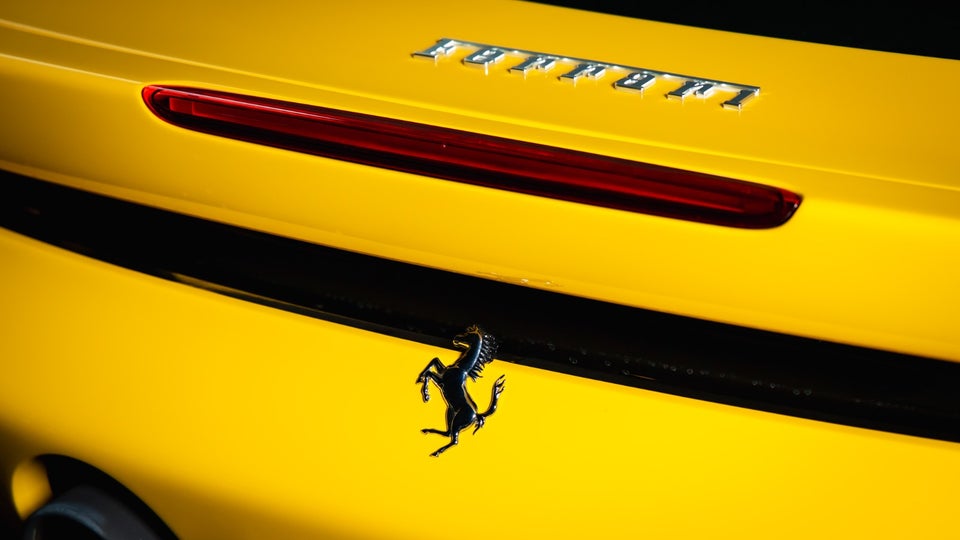 Ferrari SF90 Stradale 4,0 DCT 2d