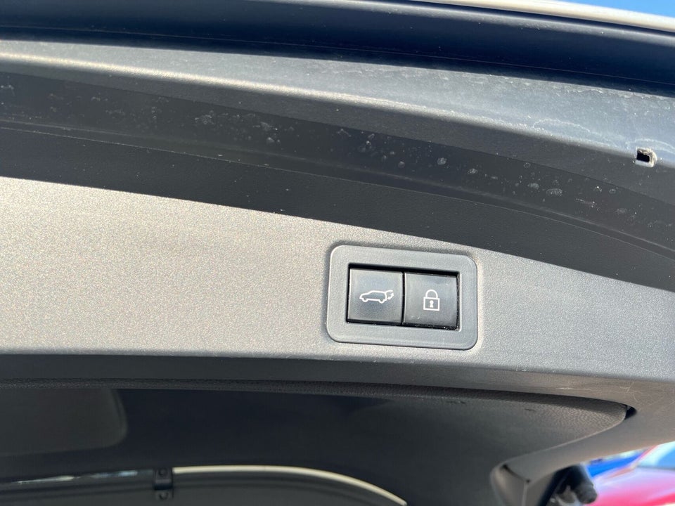 Toyota Corolla 2,0 Hybrid H3 Premium Touring Sports MDS 5d