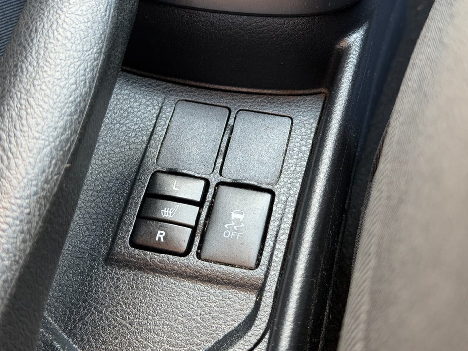 Toyota Yaris 1,0 VVT-i T2 Komfort 5d