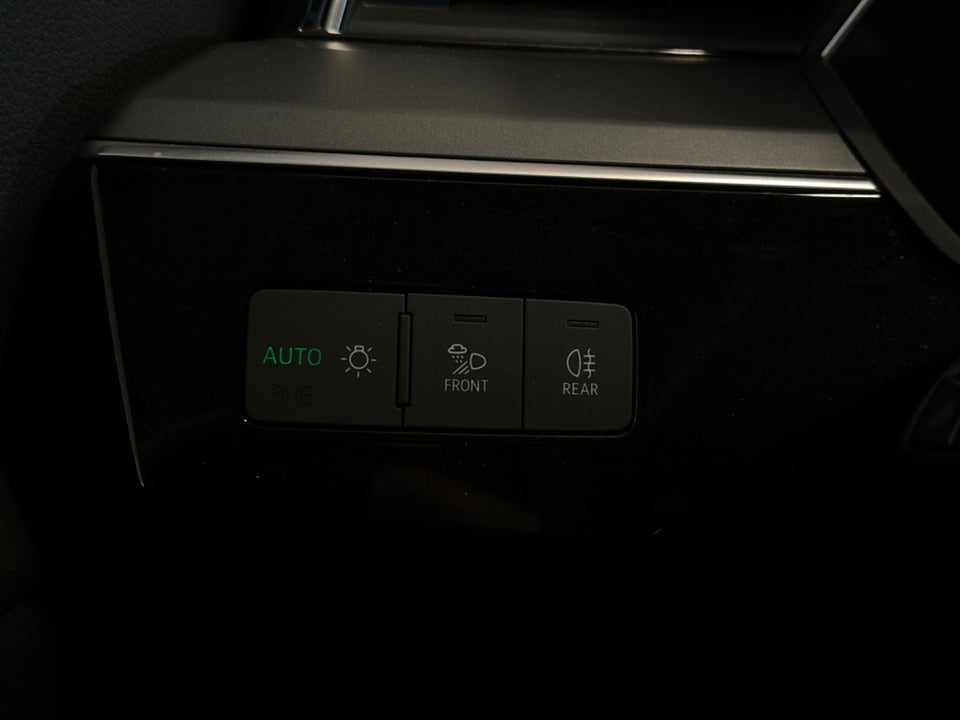 Audi e-tron 50 quattro 5d
