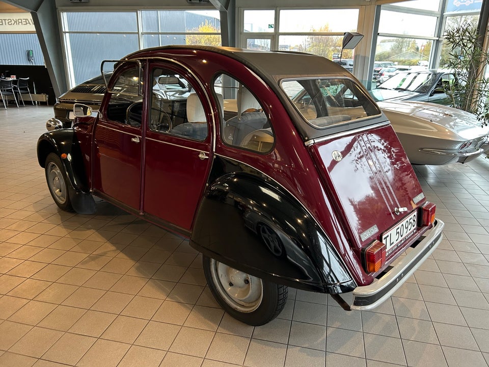 Citroën 2CV 0,6  4d