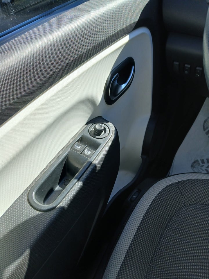 Renault Twingo 1,0 SCe 70 Expression 5d