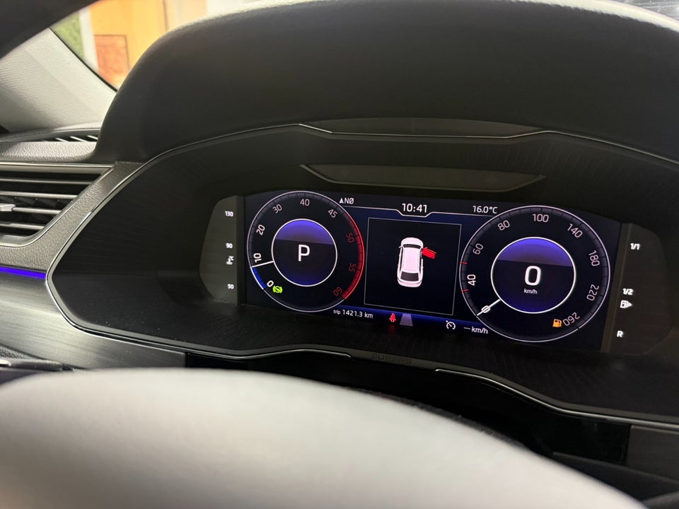 Skoda Superb 2,0 TDi 150 Style Combi DSG 5d