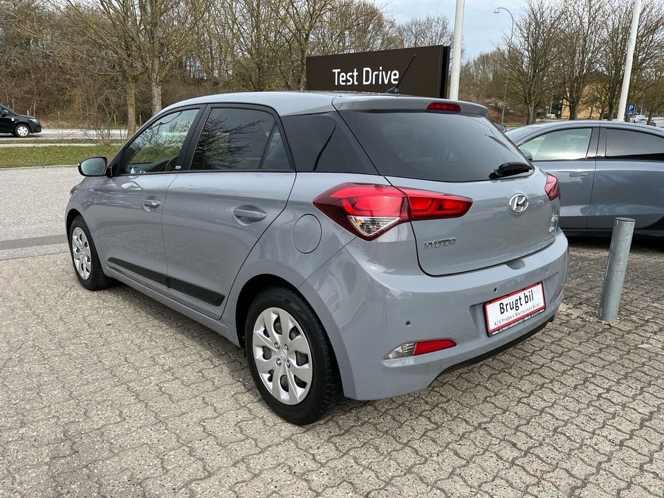 Hyundai i20 1,25 Sport 5d