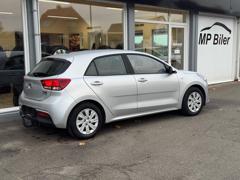 Kia Rio 1,25 MPi Base Line 5d