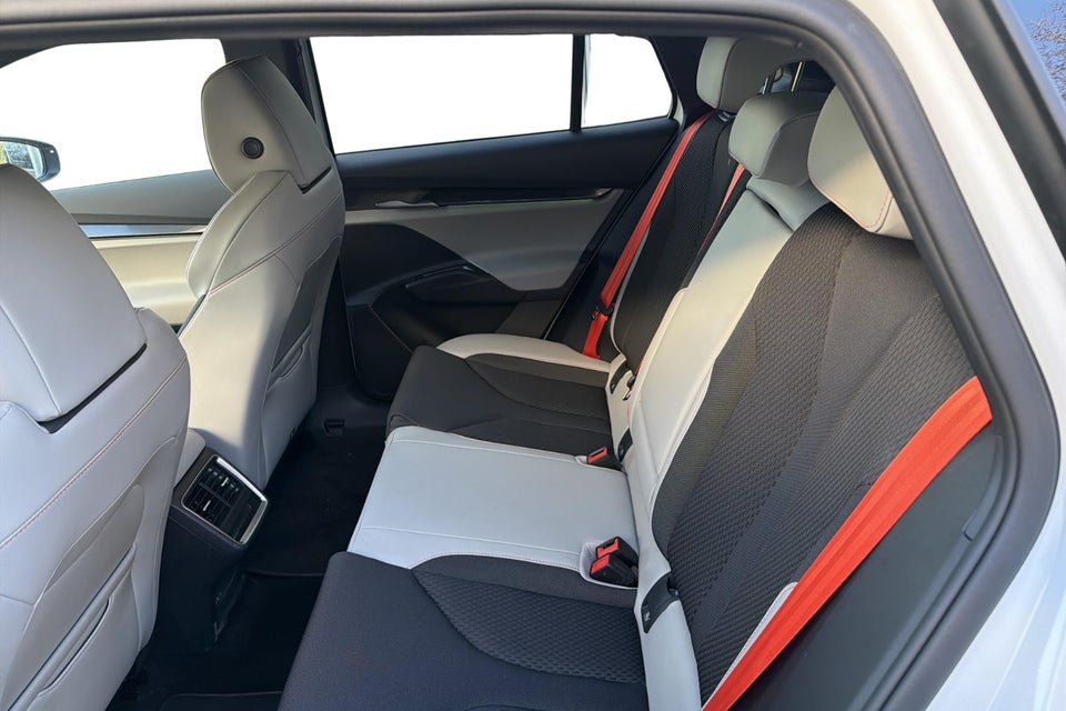 Skoda Elroq 85 iV Lodge 5d