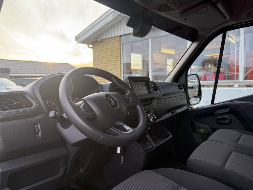 Renault Master IV T35 2,3 dCi 180 L3 Mandskabsvogn m/lad