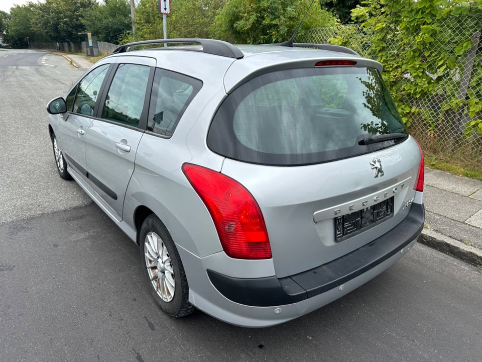 Peugeot 308 1,6 HDi 109 Comfort+ stc. 5d