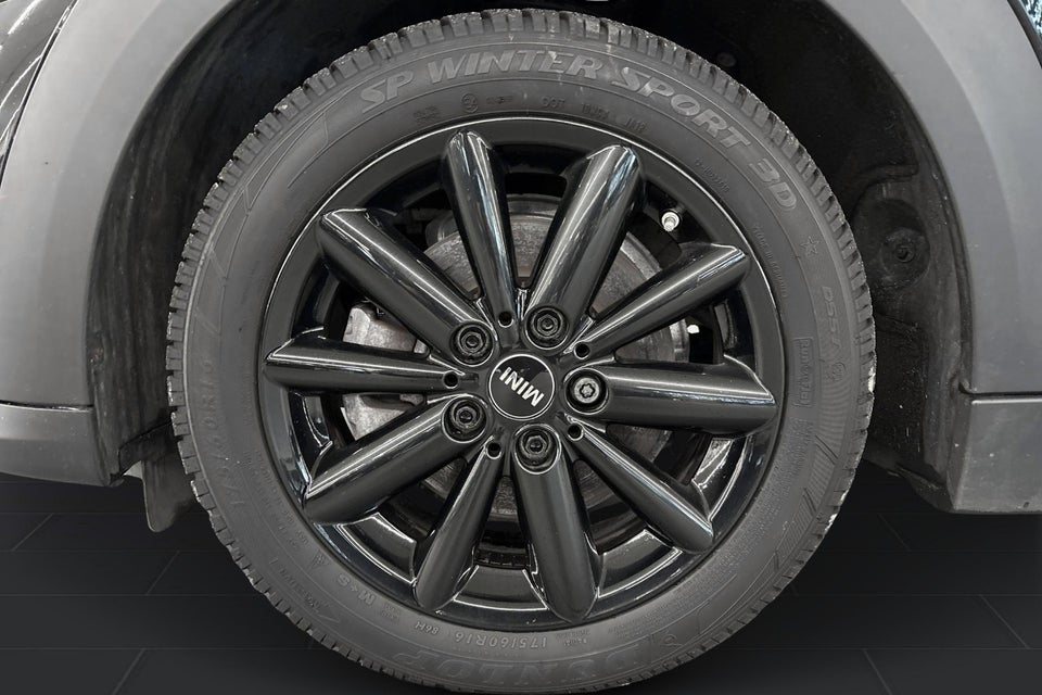 MINI Cooper SE Classic Trim 3d