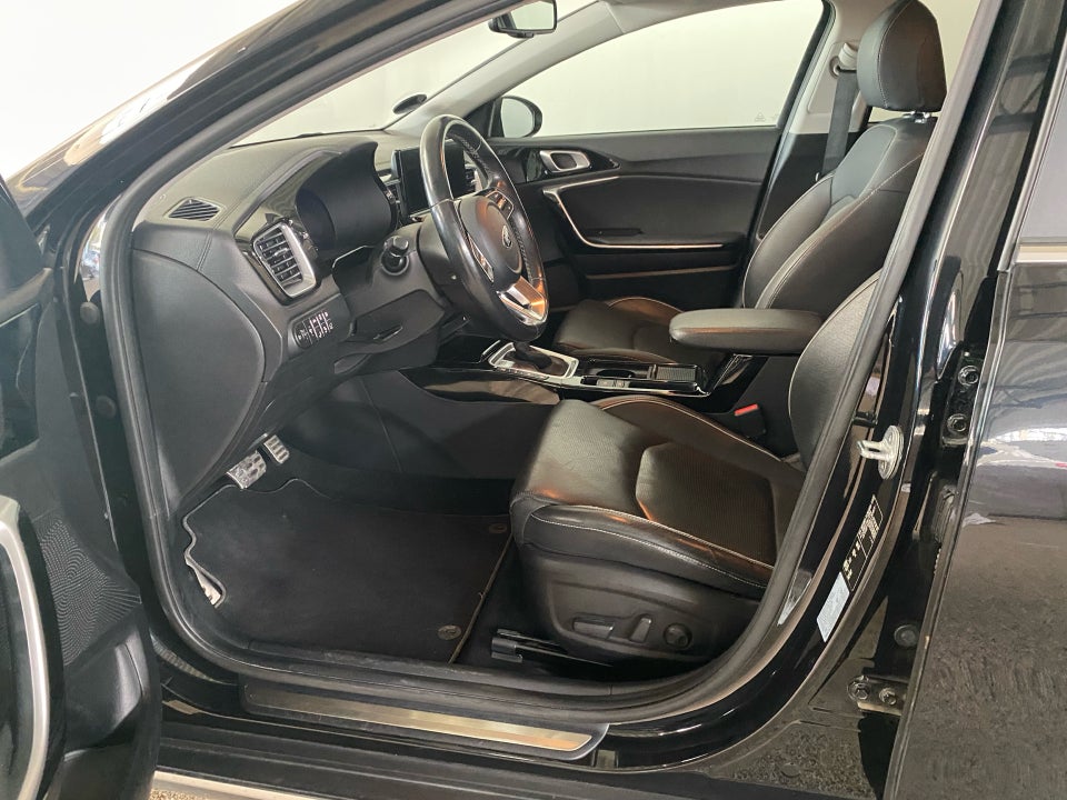 Kia XCeed 1,6 PHEV Upgrade DCT 5d