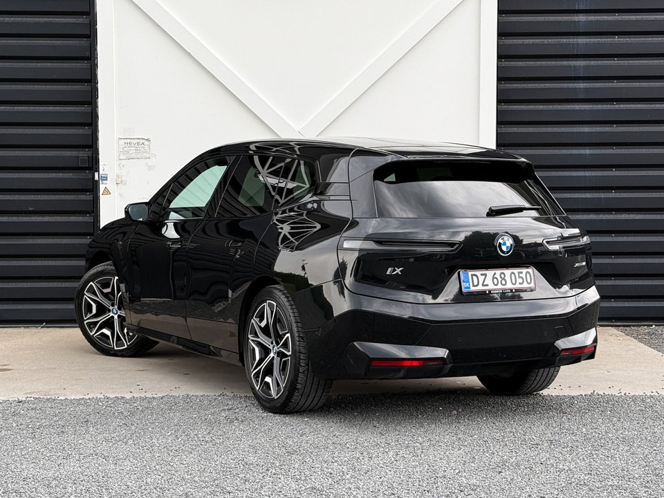BMW iX xDrive40 Sport 5d
