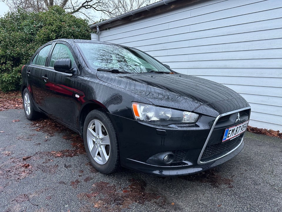 Mitsubishi Lancer 1,8 Instyle SportBack 5d