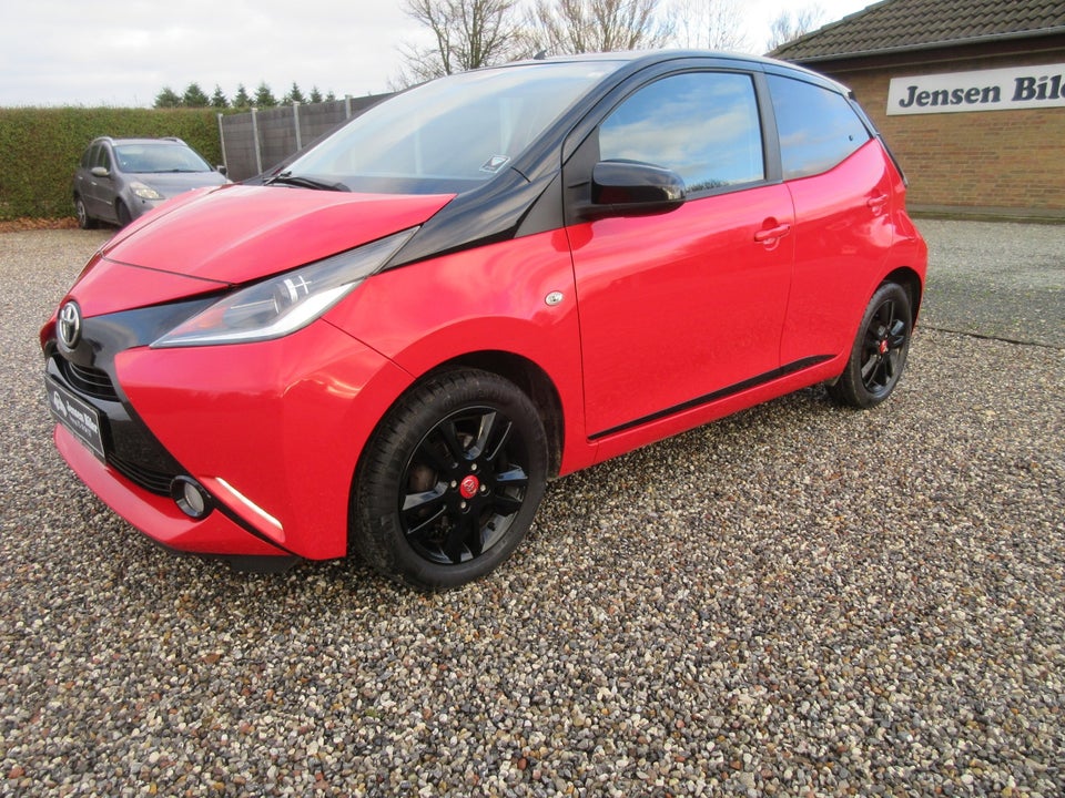 Toyota Aygo 1,0 VVT-i x-cite 5d