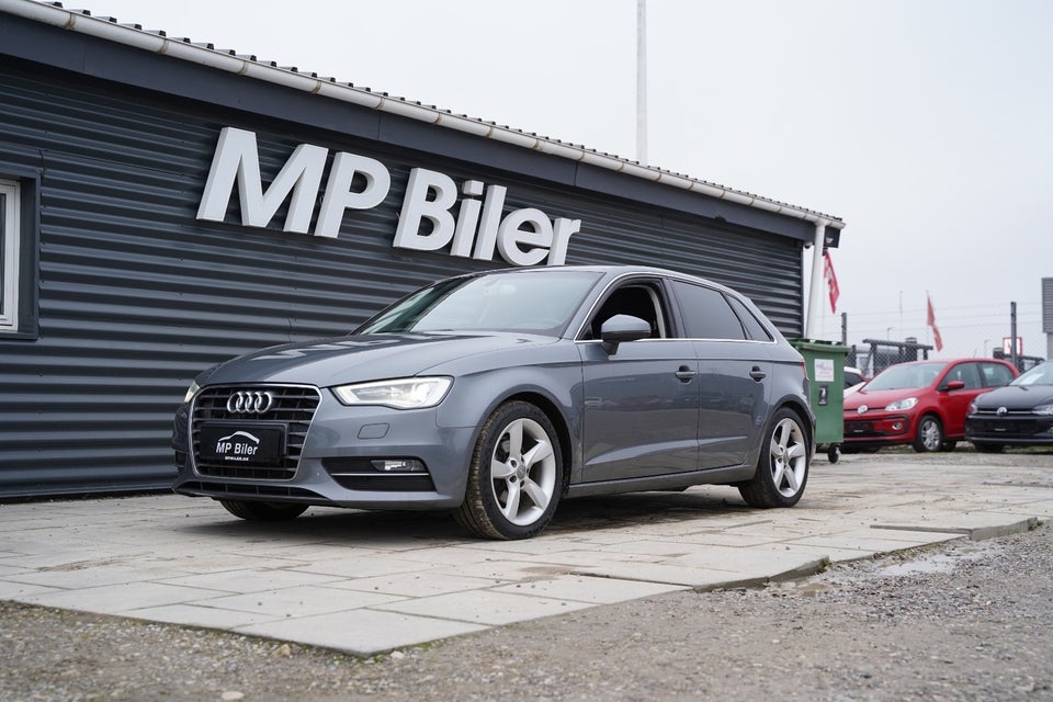 Audi A3 2,0 TDi 150 Ambiente Sportback S-tr. 5d