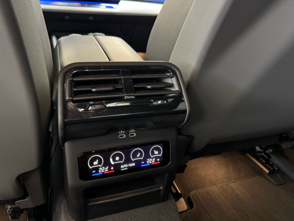 BMW i5 xDrive40 M-Sport 4d