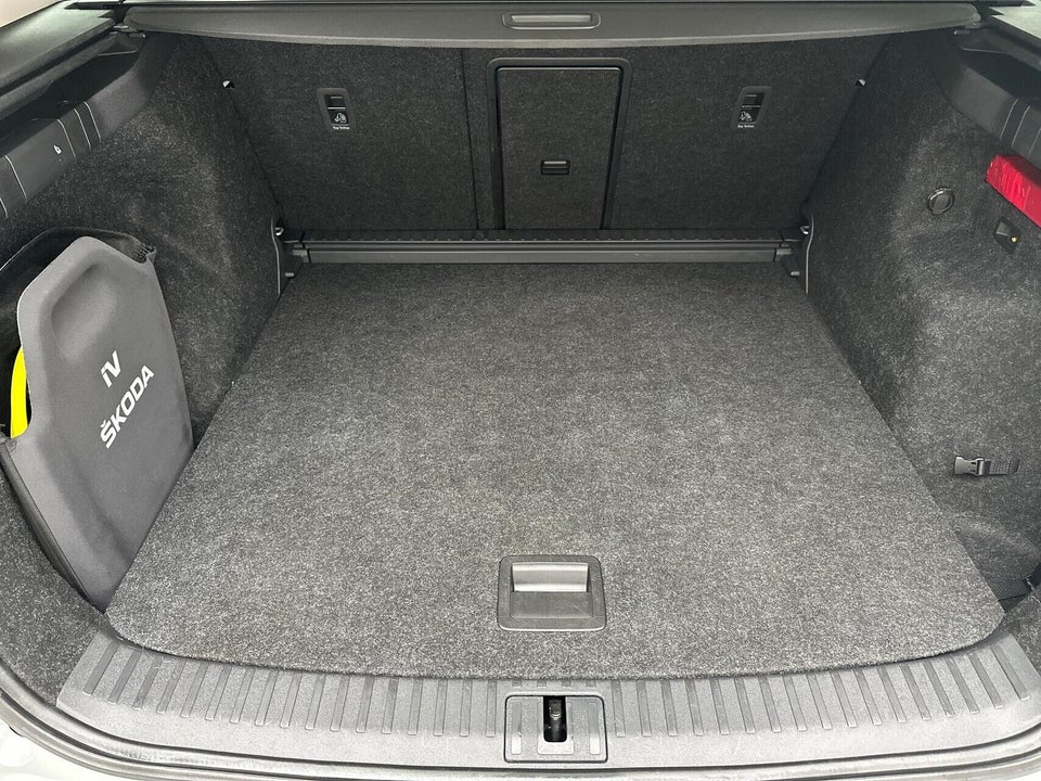 Skoda Enyaq 80 iV Plus 5d