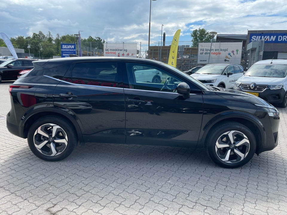 Nissan Qashqai 1,3 mHEV N-Connecta 5d