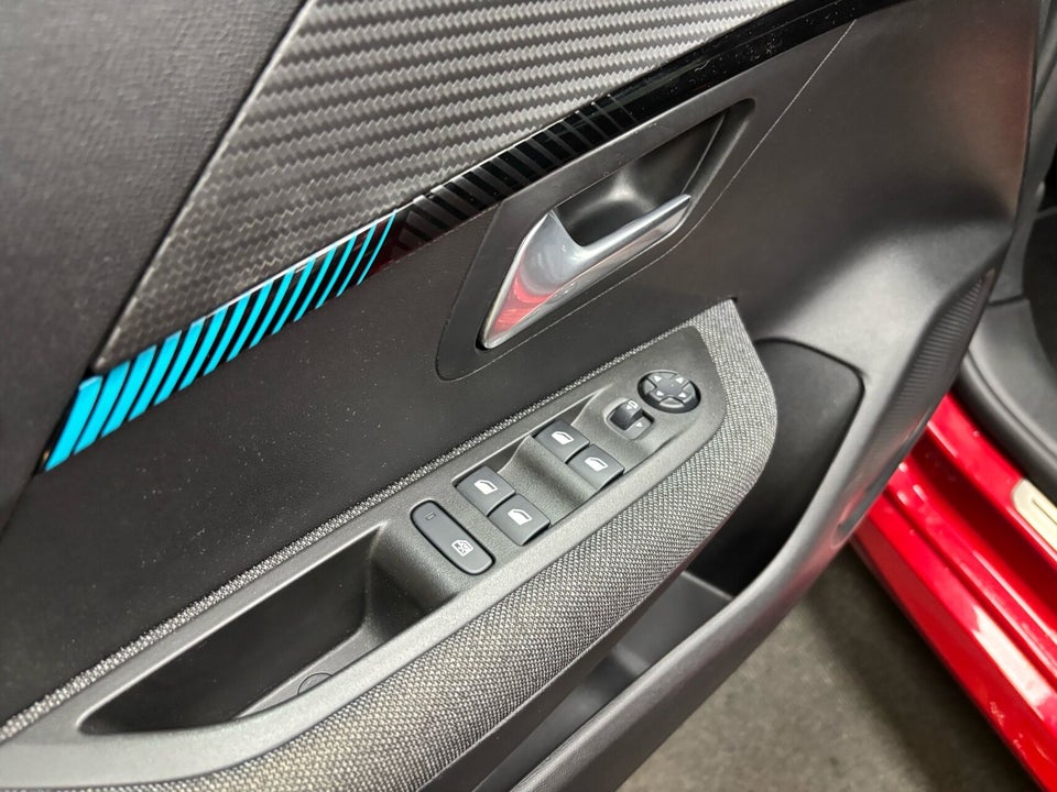 Peugeot e-208 50 Active 5d