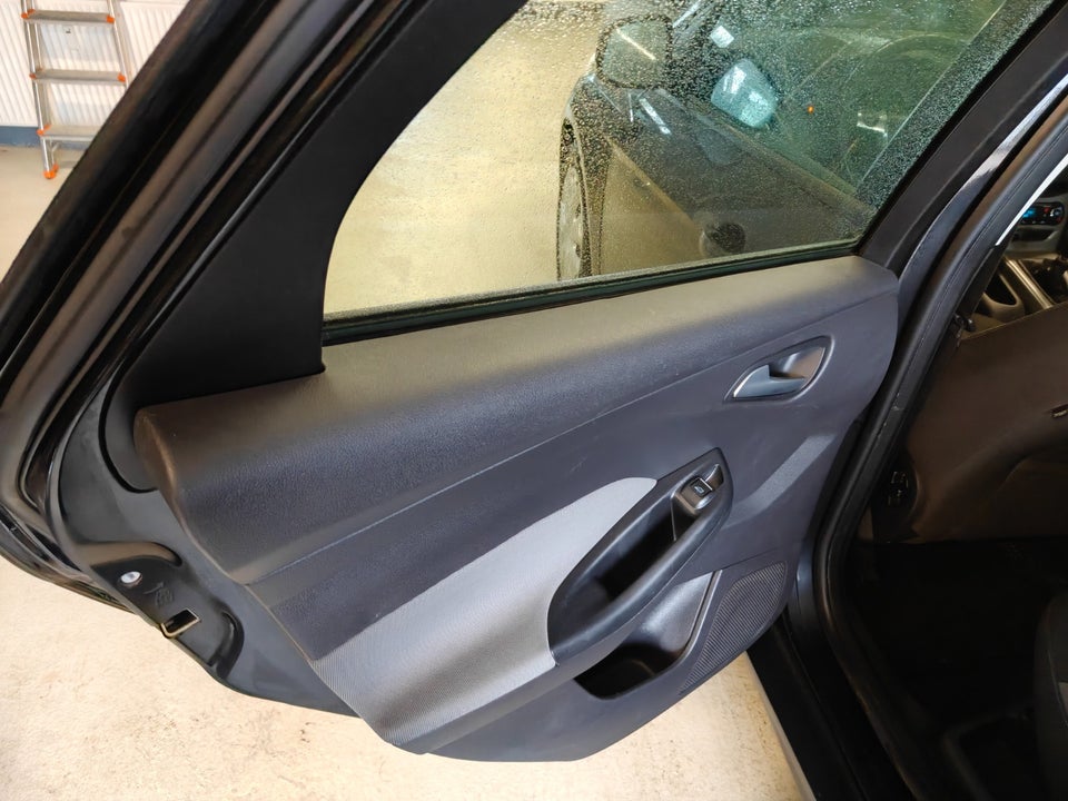 Ford Focus 1,6 Ti-VCT 105 Trend stc. 5d