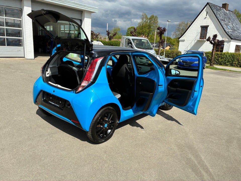 Toyota Aygo 1,0 VVT-i x-cite 5d