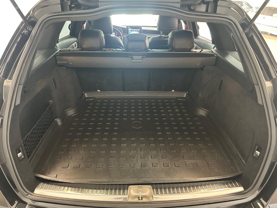 Mercedes C43 3,0 AMG stc. aut. 4Matic 5d
