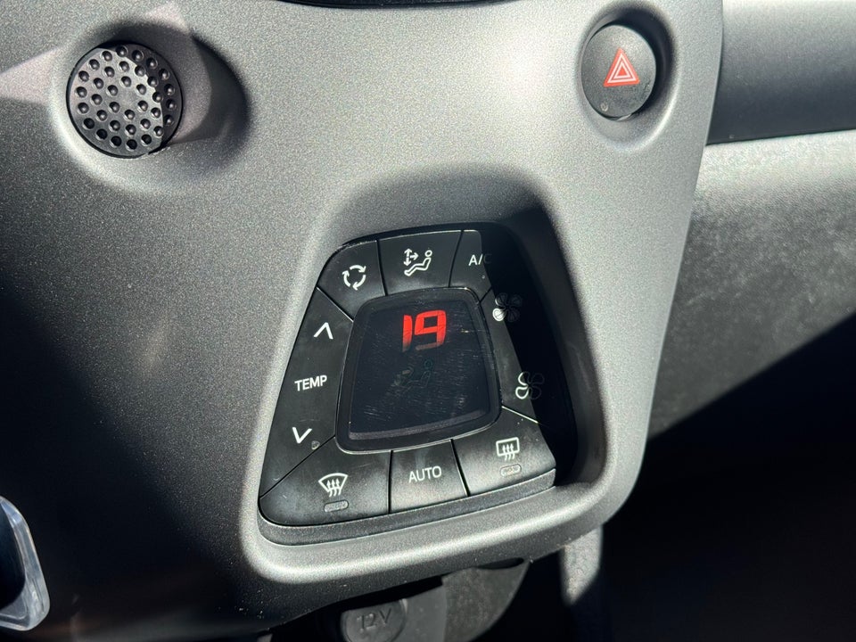 Toyota Aygo 1,0 VVT-i x 5d