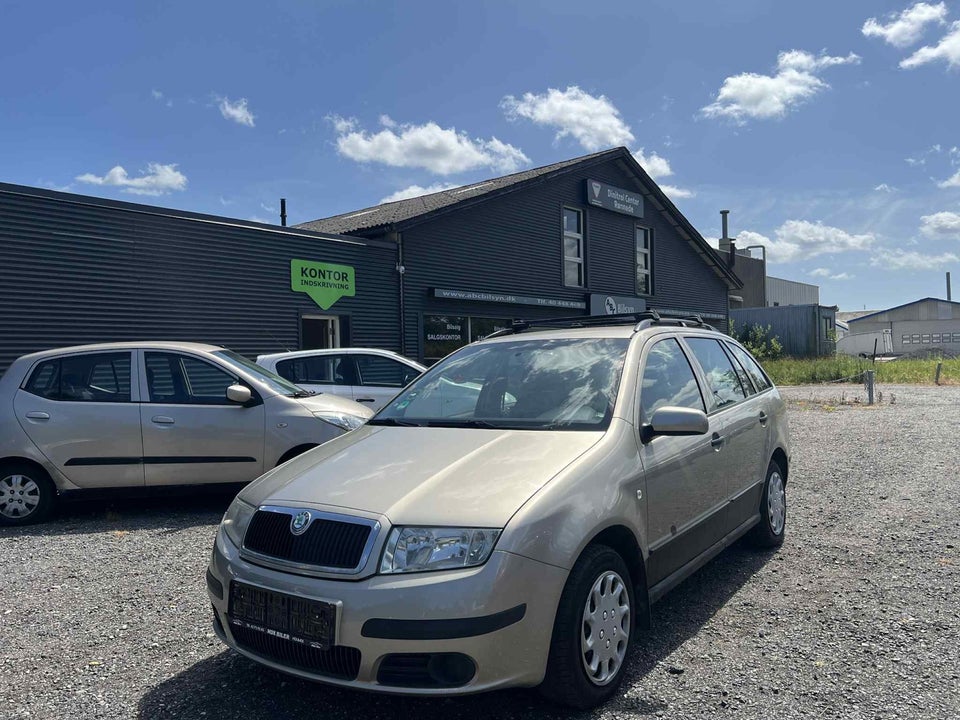 Skoda Fabia 1,4 16V 75 Ambiente Combi 5d