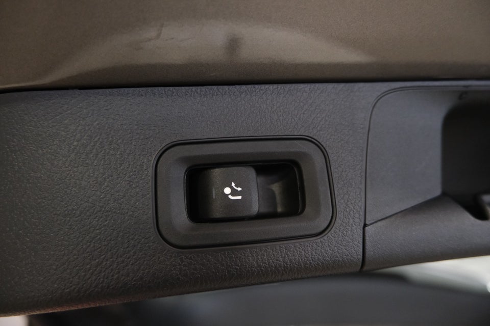 Mercedes EQB250+ Progressive Advance 5d
