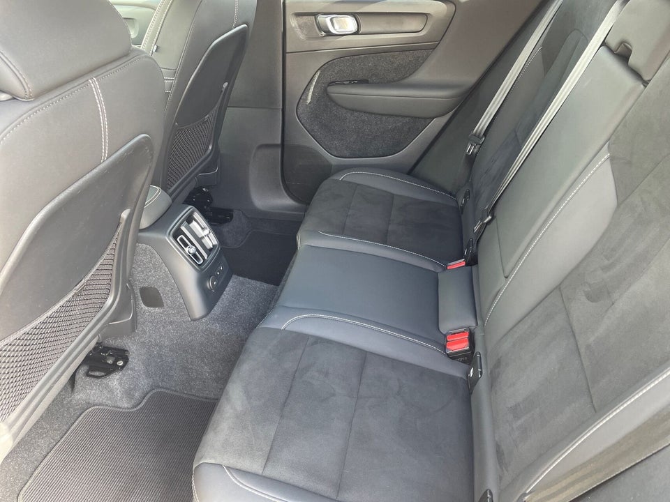 Volvo XC40 1,5 T5 ReCharge Plus Dark aut. 5d