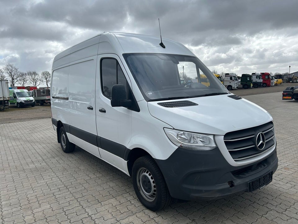 Mercedes Sprinter 317 2,0 CDi A2 Kassevogn aut. RWD