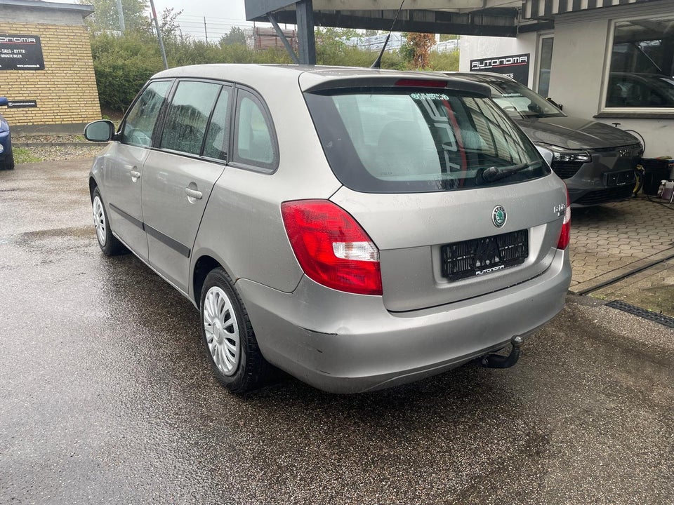 Skoda Fabia 1,2 12V Ambiente Combi 5d