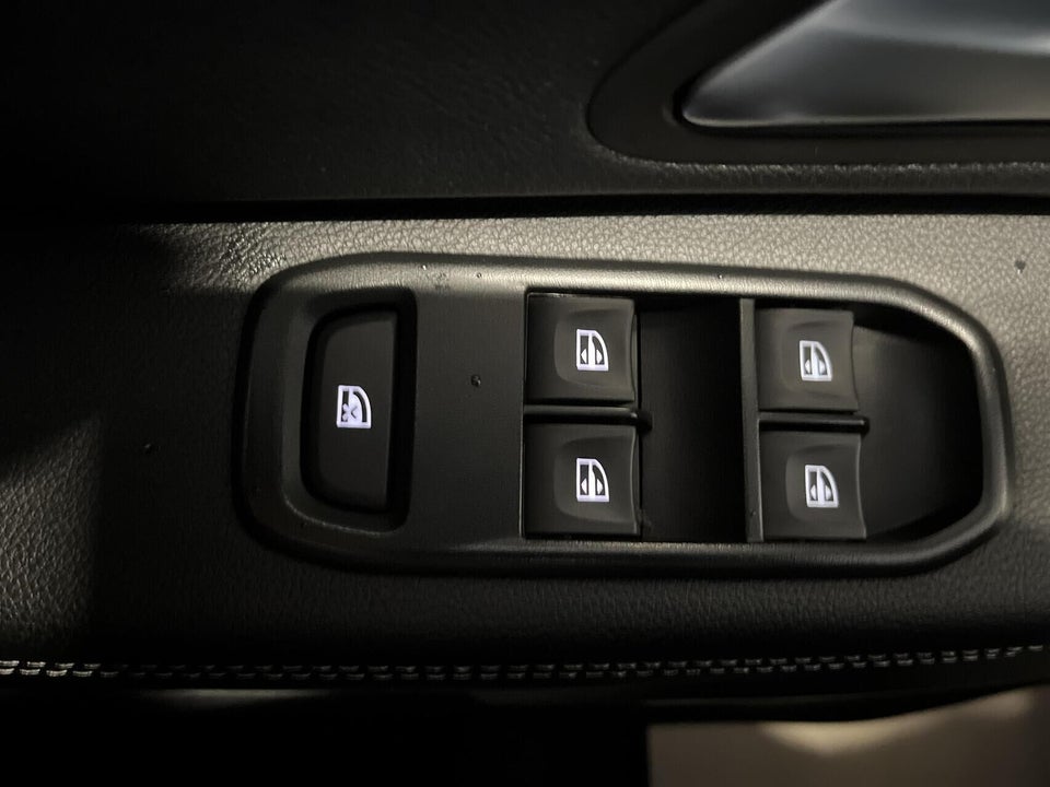 Dacia Duster 1,3 TCe 150 Prestige EDC 5d